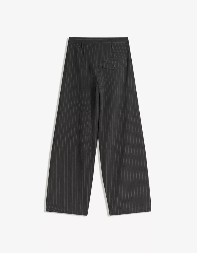 Plissee-Hose mit Doppelknopf – Hosen – Damen Plissee-Hose mit Doppelknopf – Hosen – Damen