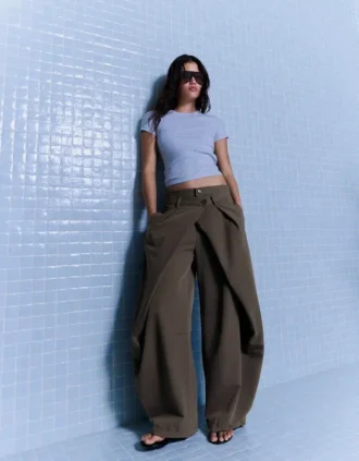Plissee-Hose mit Doppelknopf – Hose