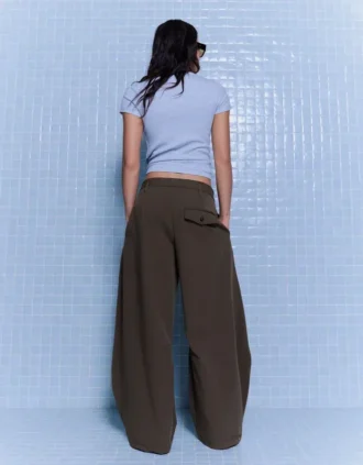 Plissee-Hose mit Doppelknopf – Hose