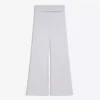 Plüsch-Hose mit ausgestelltem Bein und Aufnäher Plüsch-Hose mit ausgestelltem Bein und Aufnäher