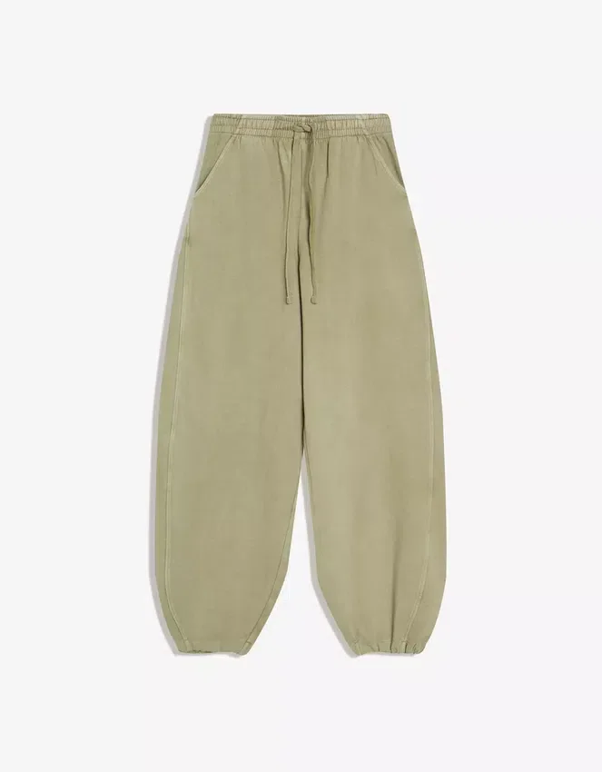 Plüsch-Hose mit Stoppern – #Bershkastyle – Damen Plüsch-Hose mit Stoppern – #Bershkastyle – Damen
