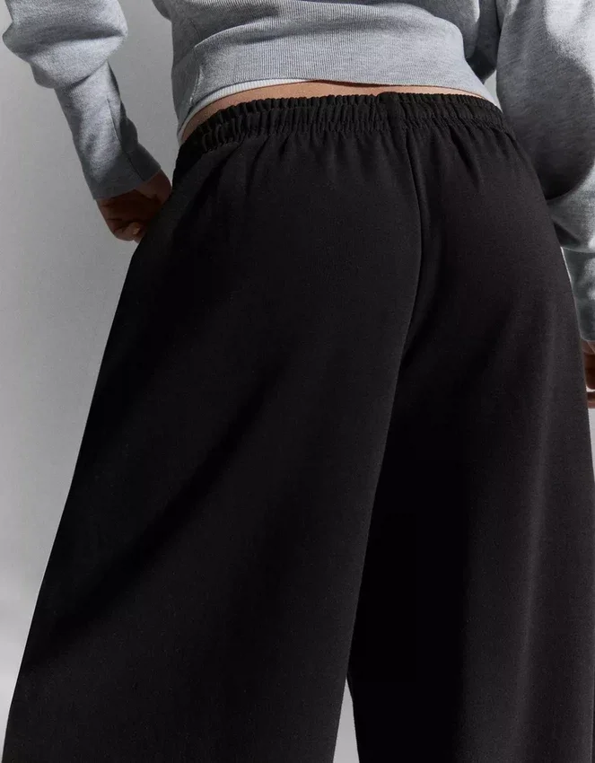 Plüsch-Hose mit Stoppern – Hosen – Damen Plüsch-Hose mit Stoppern – Hosen – Damen