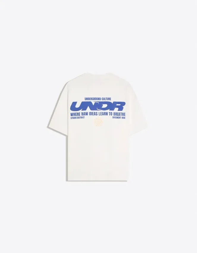 Plüsch-T-Shirt mit Aufdruck – T-Shirts und Poloshirts Plüsch-T-Shirt mit Aufdruck – T-Shirts und Poloshirts