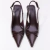Rückenfreier Schuh mit Kitten-Heel – High Heels Rückenfreier Schuh mit Kitten-Heel – High Heels