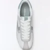 Retro-Sneaker mit dünner Sohle Retro-Sneaker mit dünner Sohle