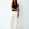 Rustikale Hose mit Wide Leg und Falten Rustikale Hose mit Wide Leg und Falten