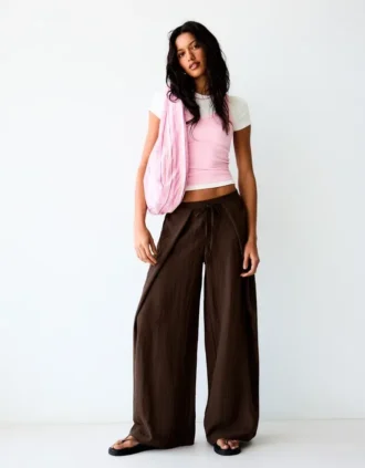 Rustikale Hose mit Wide Leg und Falten