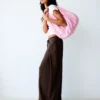 Rustikale Hose mit Wide Leg und Falten Rustikale Hose mit Wide Leg und Falten