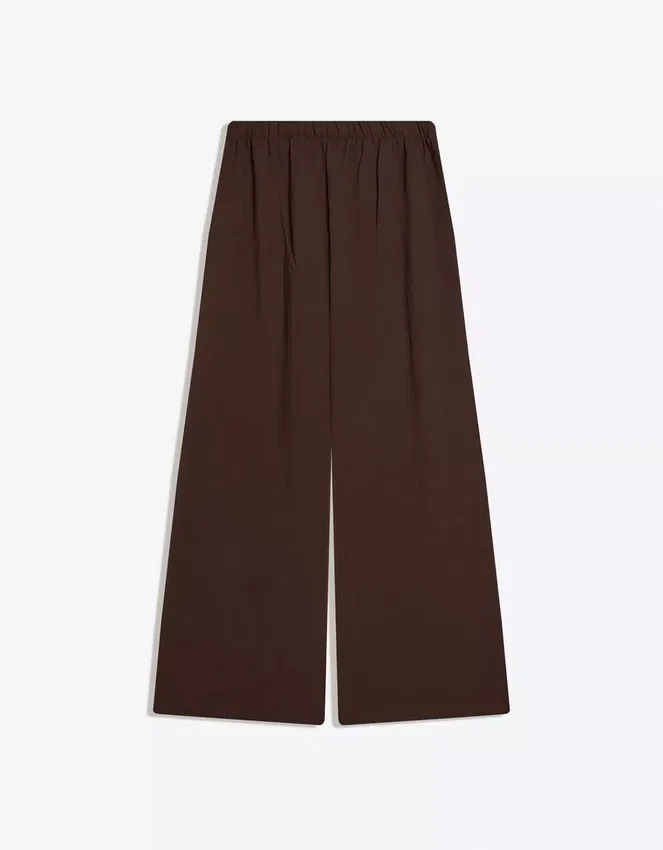 Rustikale Hose mit Wide Leg und Falten Rustikale Hose mit Wide Leg und Falten
