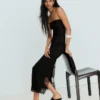 Rustikales Bandeau-Midi-Kleid Rustikales Bandeau-Midi-Kleid