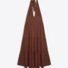 Rustikales langes Neckholder-Kleid Rustikales langes Neckholder-Kleid
