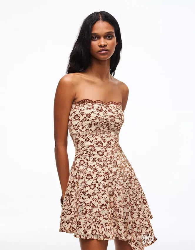 Schulterfreies Minikleid Schulterfreies Minikleid