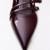 Slingback-Schuhe mit Blockabsatz und Schnallen – High Heels