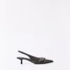 Slingback-Schuhe mit Kitten-High Heels und Schnallen Slingback-Schuhe mit Kitten-High Heels und Schnallen