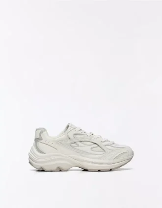 Sneaker mit voluminöser Sohle – Sneaker