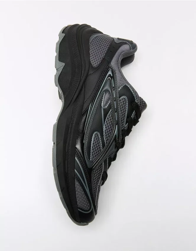 Sneaker mit voluminöser Sohle – Sneaker Sneaker mit voluminöser Sohle – Sneaker