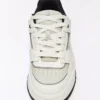 Sneaker mit voluminöser Sohle und Applikationen – Sneaker Sneaker mit voluminöser Sohle und Applikationen – Sneaker