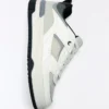 Sneaker mit voluminöser Sohle und Applikationen – Sneaker Sneaker mit voluminöser Sohle und Applikationen – Sneaker