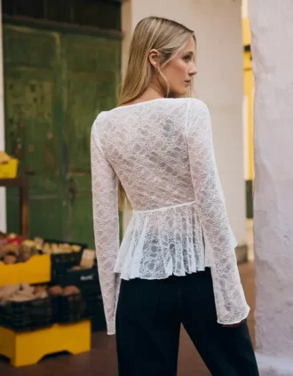 Spitzen-T-Shirt mit Rüschen – #Bershkastyle – Damen