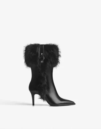 Stiefeletten mit High Heels und Pelzdetail – Stiefel und Stiefeletten