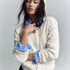 Strickjacke mit Zopfmuster und Reißverschluss – Pullover und Strickjacken