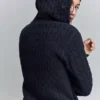 Strickjacke mit Zopfmuster und Reißverschluss – Pullover und Strickjacken Strickjacke mit Zopfmuster und Reißverschluss – Pullover und Strickjacken
