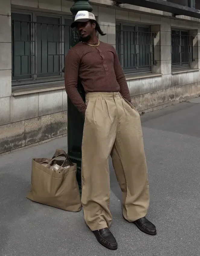 Super-Baggy-Hose mit Abnähern Super-Baggy-Hose mit Abnähern