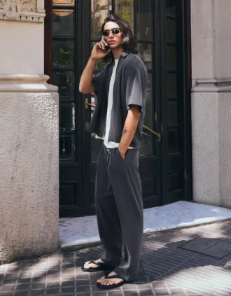 Super-Baggy-Hose mit Abnähern – Hose