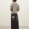 Super-Baggy-Jeans mit Stickerei