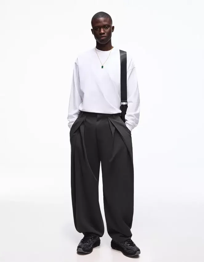 Super Baggy Tailored Fit Hose mit Abnähern – Hose Super Baggy Tailored Fit Hose mit Abnähern – Hose
