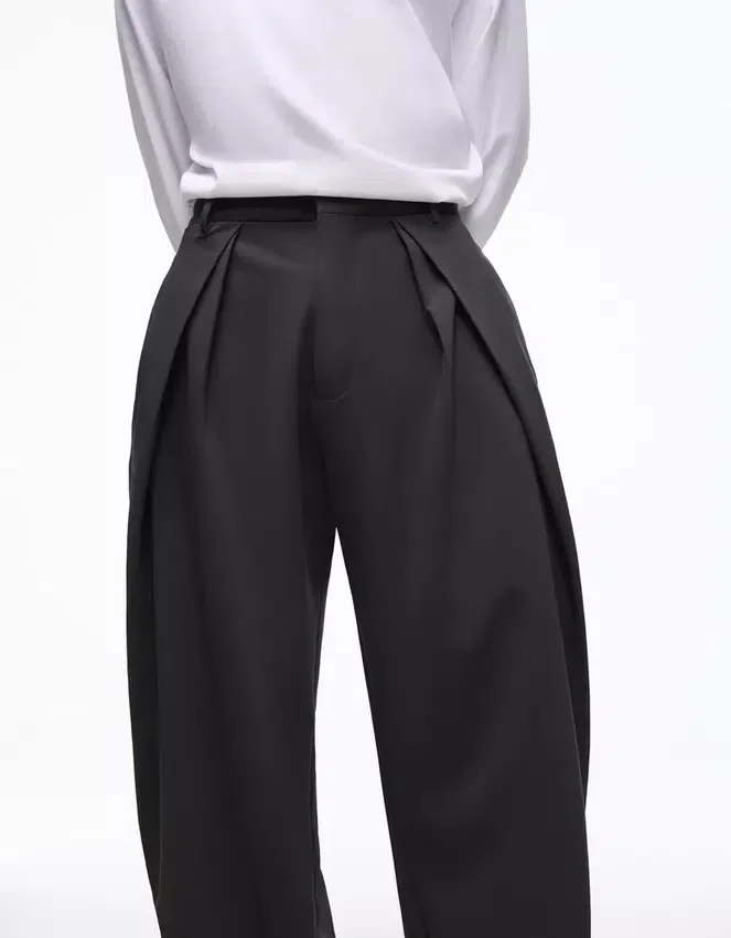 Super Baggy Tailored Fit Hose mit Abnähern – Hose Super Baggy Tailored Fit Hose mit Abnähern – Hose