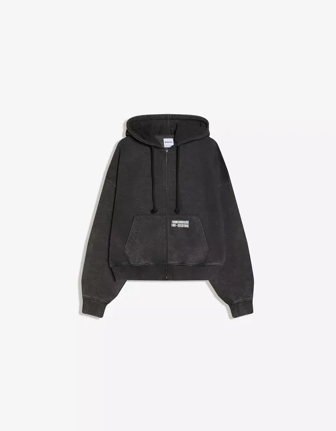 Sweatshirt mit Reißverschluss und Print in Boxy-Fit-Passform – Sweatshirts und Hoodies – Herren Sweatshirt mit Reißverschluss und Print in Boxy-Fit-Passform – Sweatshirts und Hoodies – Herren