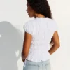 T-Shirt mit Raffungen und seitlichen Bändern