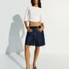 T-Shirt mit U-Boot-Ausschnitt T-Shirt mit U-Boot-Ausschnitt