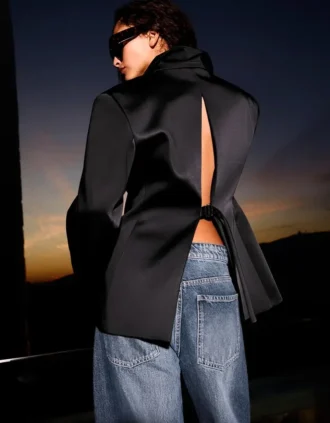 Taillierter Satinblazer – Jacken und Trenchcoats