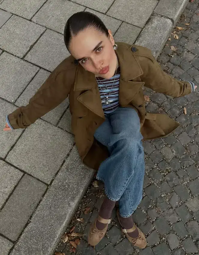 Trenchcoat aus Kunstwildleder Trenchcoat aus Kunstwildleder