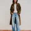 Trenchcoat aus Kunstwildleder – Jacken und Mäntel
