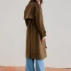 Trenchcoat aus Kunstwildleder – Jacken und Mäntel