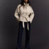 Trenchcoat mit Trichterkragen – Jacken und Trenchcoats Trenchcoat mit Trichterkragen – Jacken und Trenchcoats