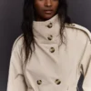 Trenchcoat mit Trichterkragen – Jacken und Trenchcoats Trenchcoat mit Trichterkragen – Jacken und Trenchcoats