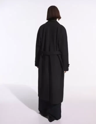 Weicher Trenchcoat mit Gürtel – Jacken und Mäntel