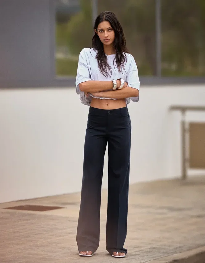 Weit geschnittene Hose Weit geschnittene Hose