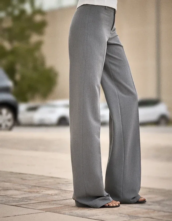 Weit geschnittene Hose (Hose) Weit geschnittene Hose (Hose)