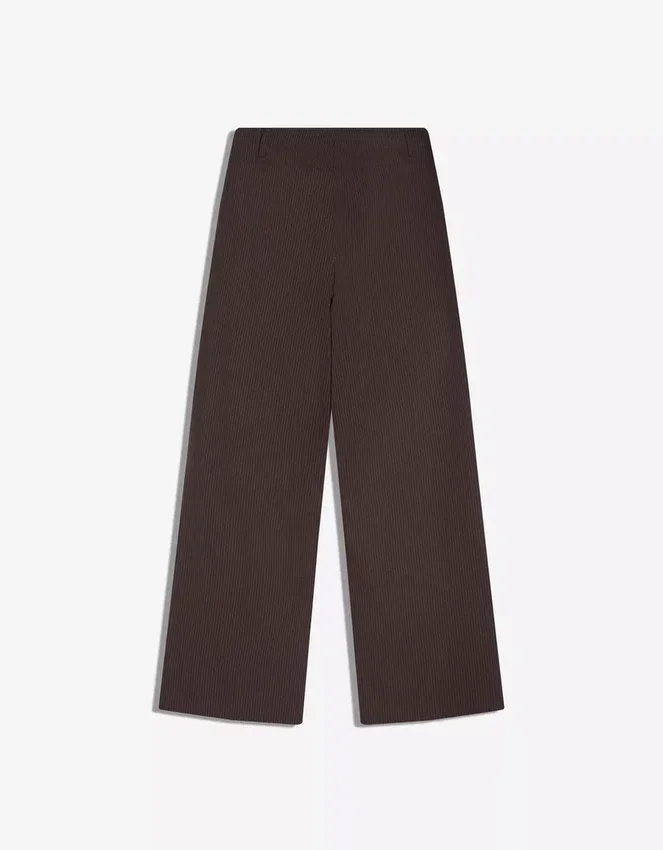 Weit geschnittene Hose (Hose) Weit geschnittene Hose (Hose)