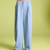 Weite Hose aus doppeltem Stoff