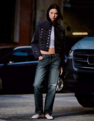 Zerrissene Low-Rise-Jeans mit Straight-Bein