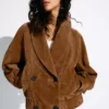 Zweireihige Jacke aus Wildleder – Jacken und Trenchcoats